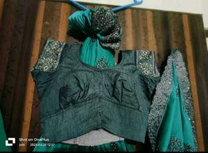 Elegant Teal Saree with Blouse