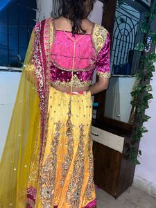 90’ chatpata!! Stunning Yellow &amp; Pink