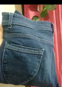HARPA Floral Crop Top + AXN Dark Blue Skinny Jeans