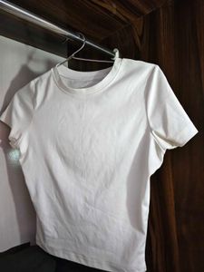 Classic White Crew Neck crop top