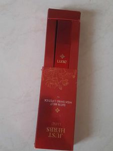 NEW WITH TAG -Just Herbs Luxe Lipstick
