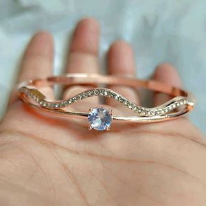 Elegant Rose Gold Anti tarnish Bangle Bracelet