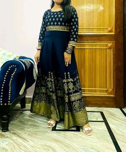 Elegant Navy &amp; Gold Anarkali