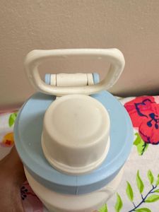 joggers n bottle Miniso