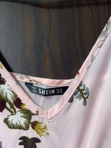Shein Top With Floral Print Size m