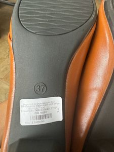 Women’s Tan Shoes (BRAND NEW‼️)