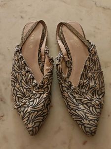 Printed Flats &amp; Sandals