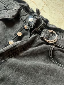 H&amp;M Carbon Black Denim Shorts with Belt
