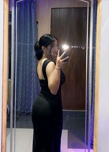 Elegant Black Maxi Dress
