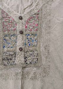 1 Green Kurta Top +2 items