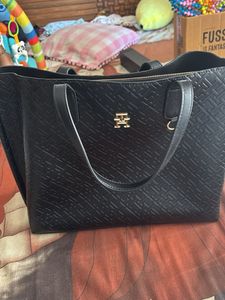 Stylish Black Textured Tote Bag