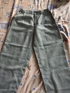 Checkered High-Waisted Trousers And Free Hair Oil