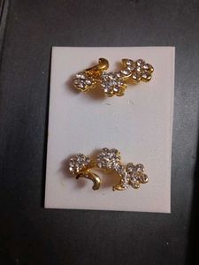 Sparkling Gold Tone Flower Earrings