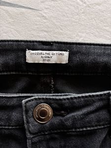 Stylish Dark Wash Slim Fit Jeans