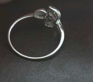 Sparkling Leaf morpankh Design Ring SS925
