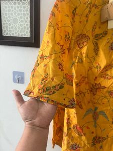 Vibrant Yellow Floral Print Kurta