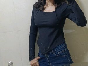 Black Long Sleeve Square Neck Top