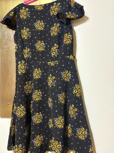 Chic Black Floral Print Dress
