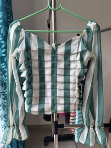 Chic Striped Ruffled Crop Top