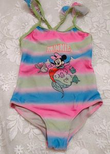 Very Cute And Beautiful Swimsuit