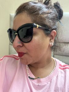 Stylish Black Cat-Eye Sunglasses