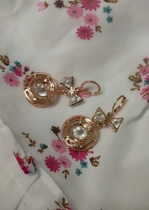 Rose gold Statement Earrings 🎀