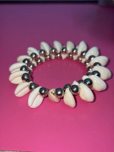 Boho Seashell &amp; Silver Bead Bracelet