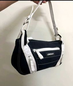 DKNY Quilted Y2k trending Baguette