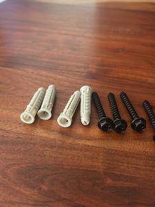 4 Set Of Screws- A Class Quality Top Notch