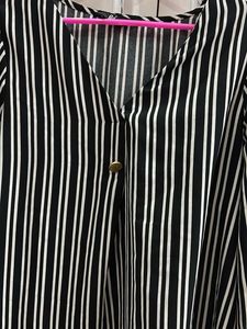 Chic Striped V-Neck Top