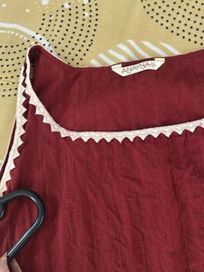 maroon 3 peice set