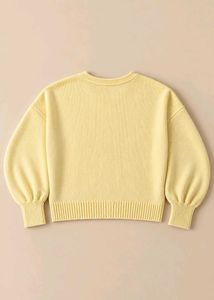 PASTEL YELLOW OVERSIZED KNIT SWEATER