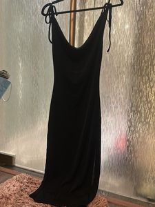 tie up backless black coul neck midi dress