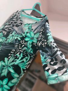 Velvet hip covering top