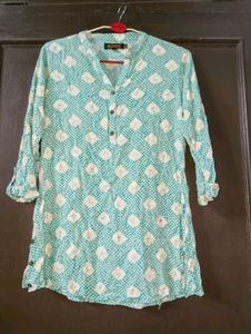 Mint Green Patterned Tunic Top☘️