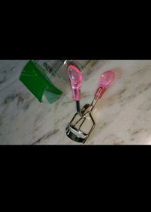 AFDNO Eyelash Curler with Pink Handle