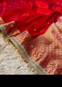 Viral Gungarooo Red Silk Saree with Embel