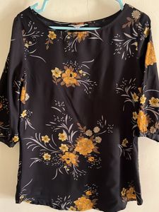 Ruhan’s Black Top Very Comfortable And Beautiful
