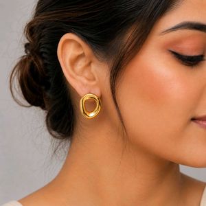 Chunky Gold Geometric Hoop Earrings