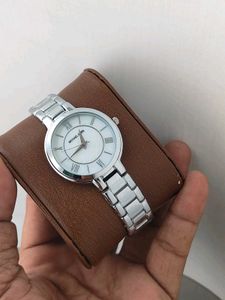 Elegant Gold Tone Ladies Watch