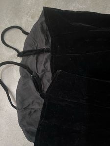 Elegant Black Velvet Midi Dress and Matching Scarf