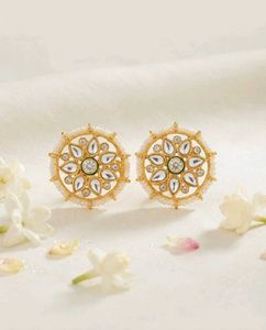 Exquisite Kundan Stud Earrings