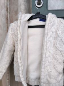 Cream Cable Knit Zip-Up Hoodie