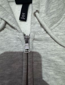 *PRICE DROP*H&amp;M Men's Grey Zip-Up Hoodie