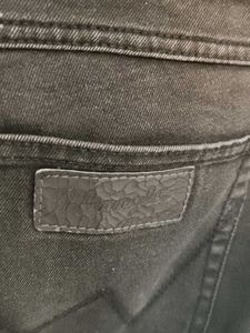 🚨WRANGLER Classic Dark Wash Straight Leg Jeans