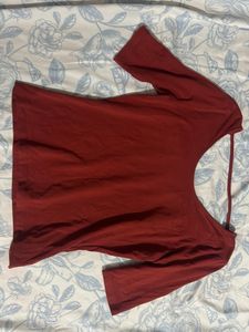 Red 3/4 Sleeve Scoop Neck Top