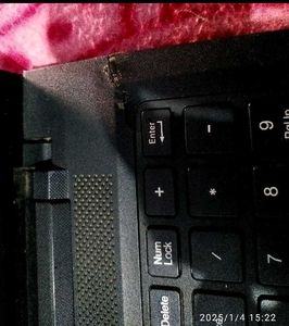 Working Lenovo Laptop (Need To Change Battery)
