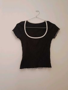 Black Ribbed Lettuce Trim Crop Top