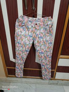 Girl's Jeans 👖