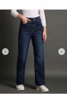 Levis Classic Dark Wash Wide Leg Jeans